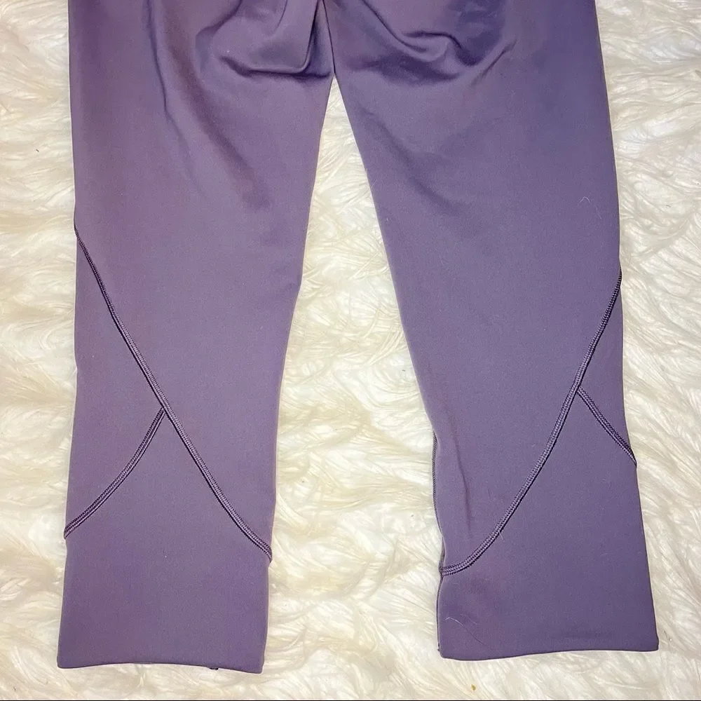 Lululemon In Movement Crop - Picture 9 of 11